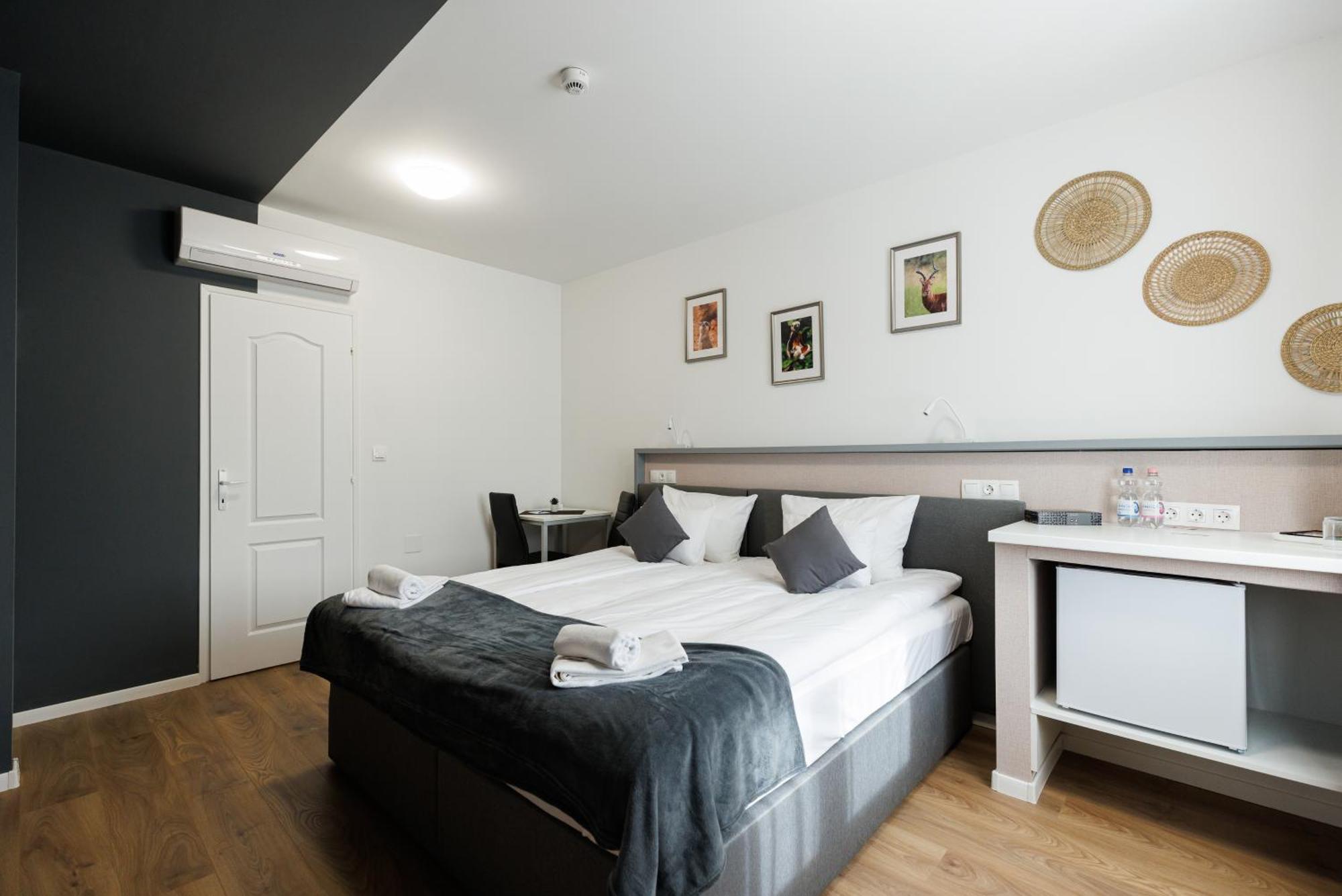 Safari Hotel Сегед Екстериор снимка