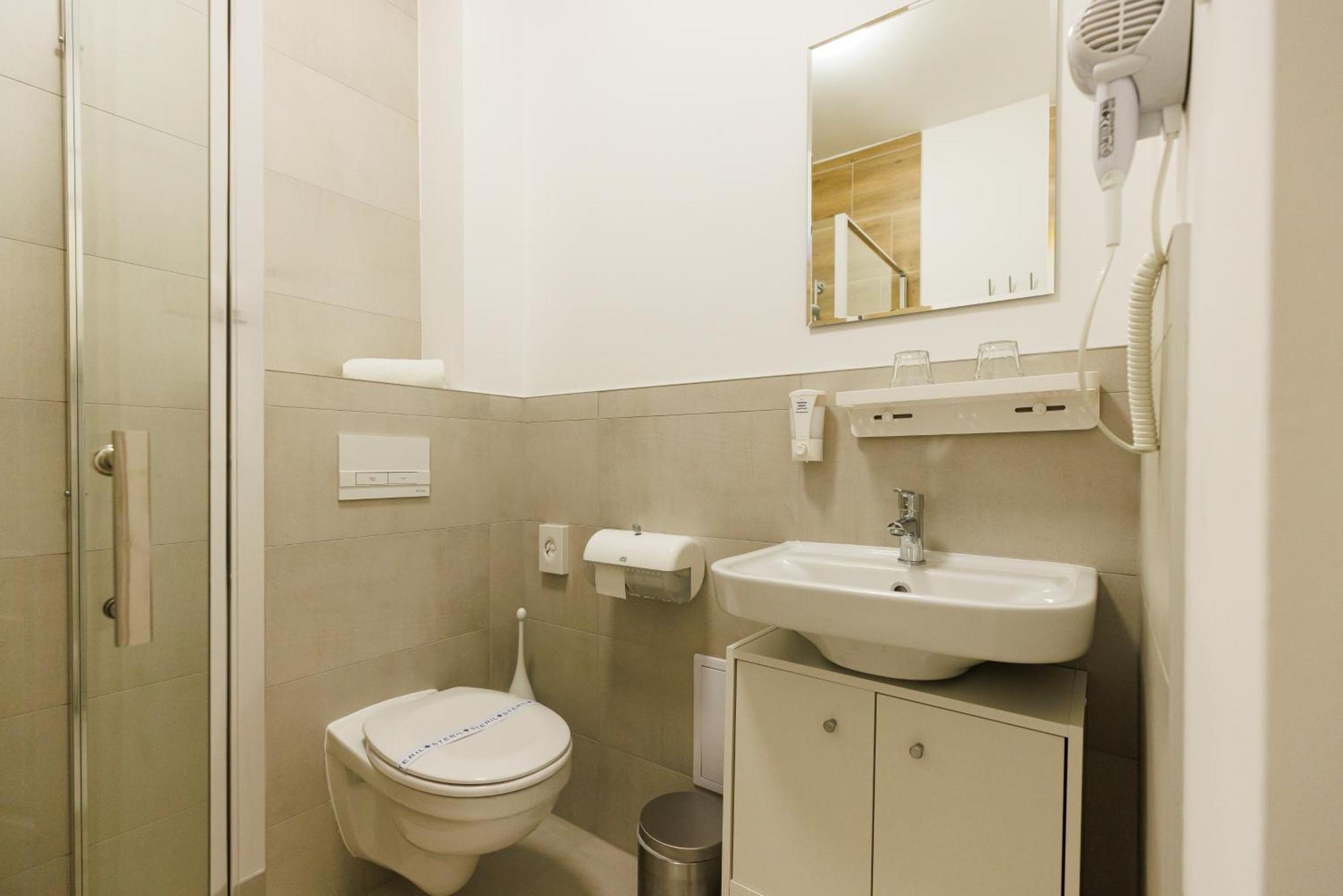 Safari Hotel Сегед Екстериор снимка